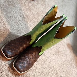 Men's Like New Pirarucu Cowboy Boots